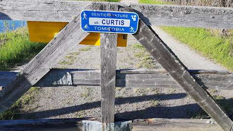 Étang Curtis Ayers Cliff